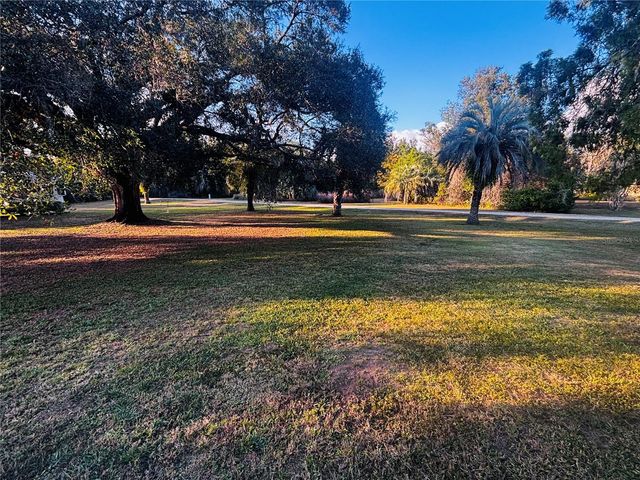 37252 HILLTOP DRIVE, Zephyrhills, FL 33541