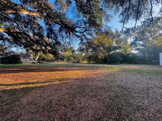 37252 HILLTOP DRIVE, Zephyrhills, FL 33541