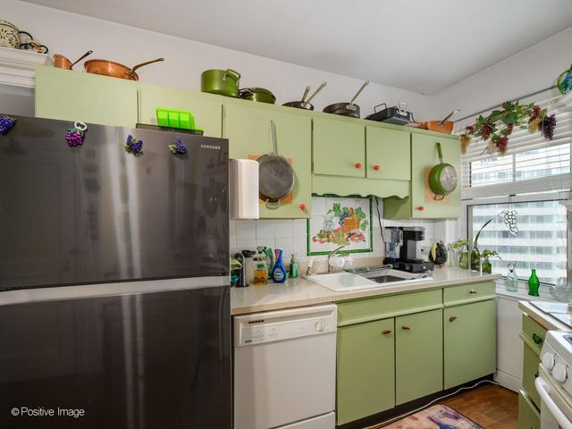 5555 N SHERIDAN Road 1612, Chicago, IL 60640