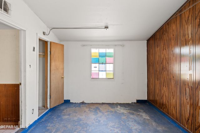 9864 VANDENBURG Street, El Paso, TX 79924
