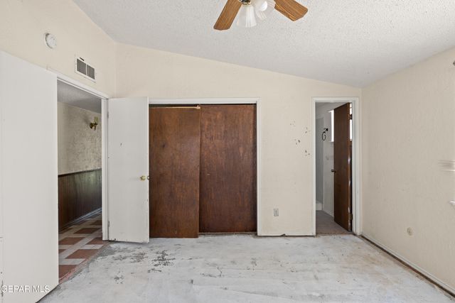 9864 VANDENBURG Street, El Paso, TX 79924