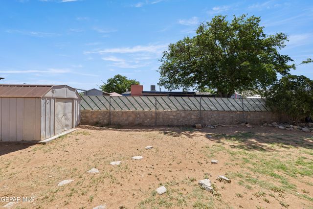9864 VANDENBURG Street, El Paso, TX 79924