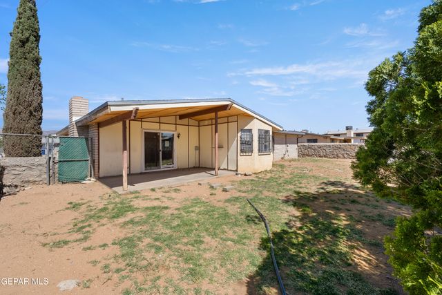9864 VANDENBURG Street, El Paso, TX 79924