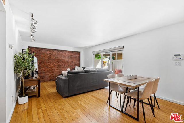 970 Palm Avenue 101, West Hollywood, CA 90069