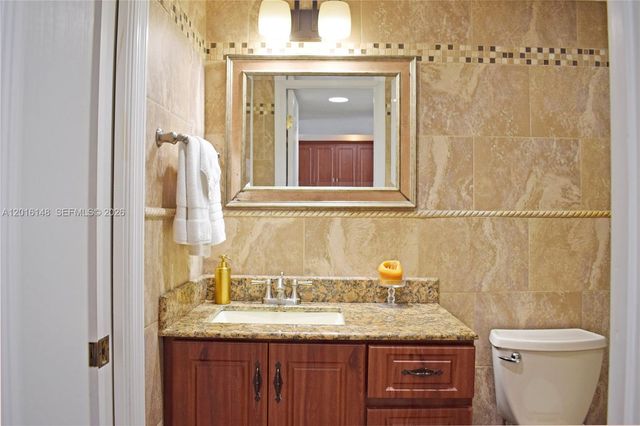 401 Ocean Dr 924, Miami Beach, FL 33139