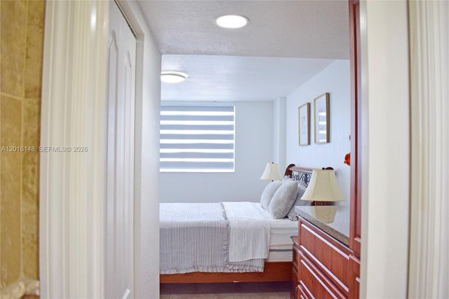 401 Ocean Dr 924, Miami Beach, FL 33139