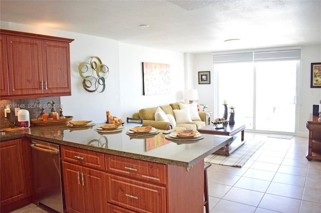401 Ocean Dr 924, Miami Beach, FL 33139
