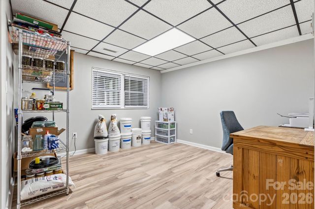 226 28th Avenue Place NE, Hickory, NC 28601