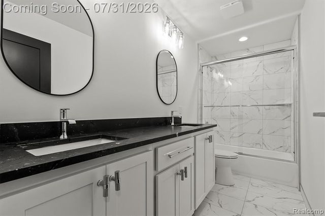 2065 Richwood Road, Auburn Hills, MI 48326