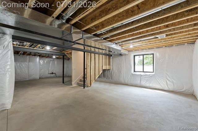 2065 Richwood Road, Auburn Hills, MI 48326