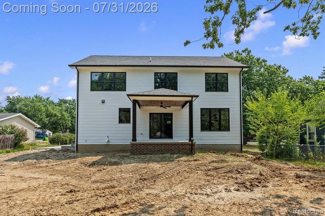 2065 Richwood Road, Auburn Hills, MI 48326