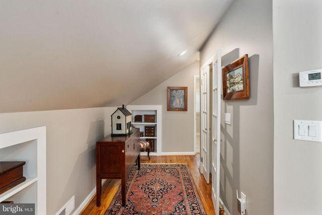 4 HUNTINGTON DRIVE, Fredericksburg, VA 22405