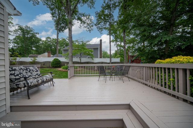 4 HUNTINGTON DRIVE, Fredericksburg, VA 22405