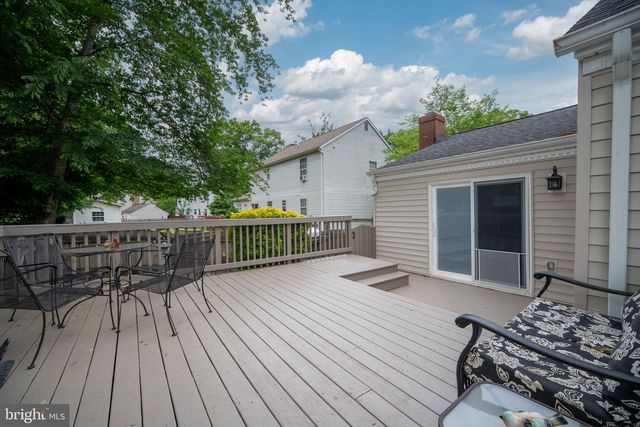 4 HUNTINGTON DRIVE, Fredericksburg, VA 22405