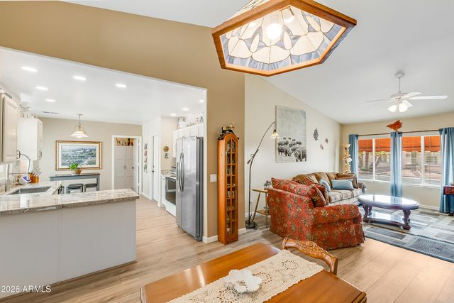 1602 E PALM BEACH Drive, Chandler, AZ 85249