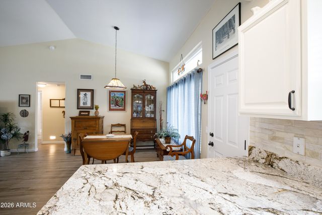 1602 E PALM BEACH Drive, Chandler, AZ 85249