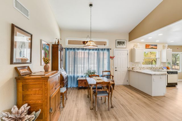 1602 E PALM BEACH Drive, Chandler, AZ 85249