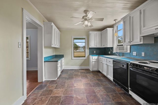 4578 Richmond Dr, Ethel, LA 70730