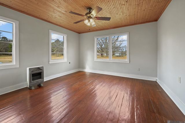 4578 Richmond Dr, Ethel, LA 70730