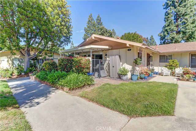 134 Avenida Majorca A, Laguna Woods, CA 92637