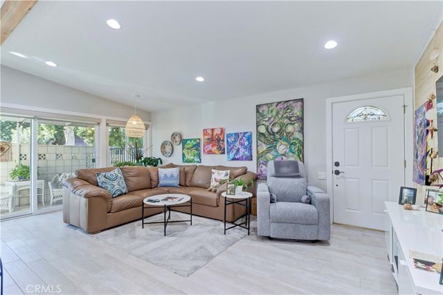 134 Avenida Majorca A, Laguna Woods, CA 92637