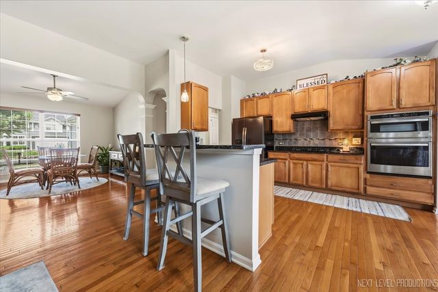 2759 Goldenrod Drive, Yorkville, IL 60560