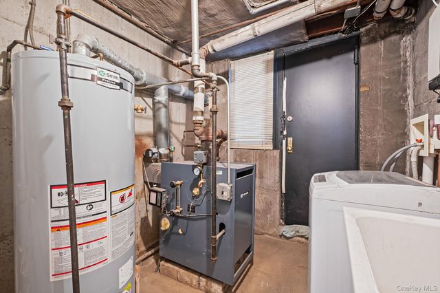 148-07 61st Road, Flushing, NY 11367