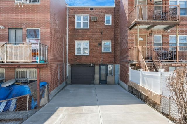 148-07 61st Road, Flushing, NY 11367