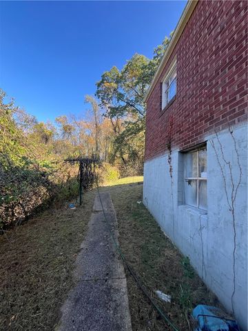 321 Apache Drive, Monessen, PA 15062