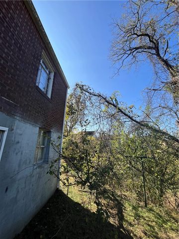 321 Apache Drive, Monessen, PA 15062