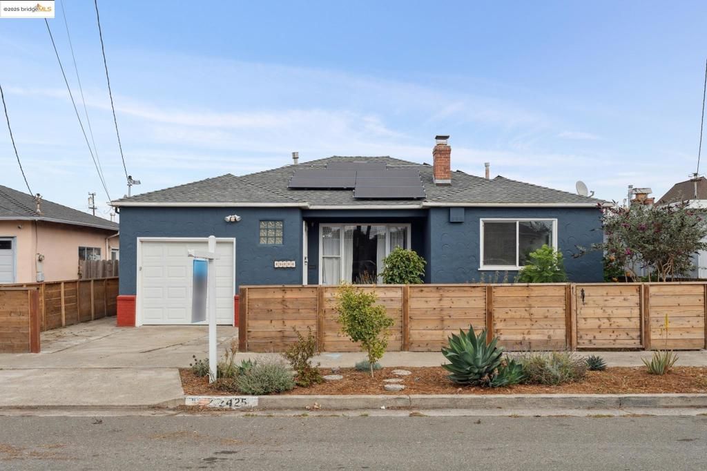 2425 Humphrey Ave, Richmond, CA 94804