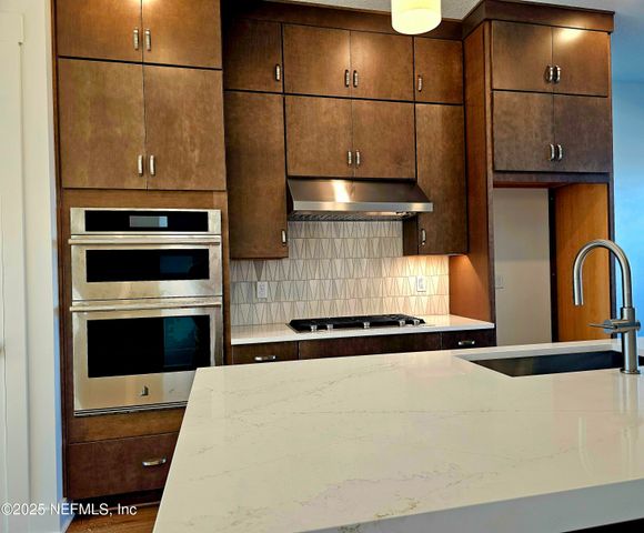 1924 PRUDENTIAL Drive, Jacksonville, FL 32207