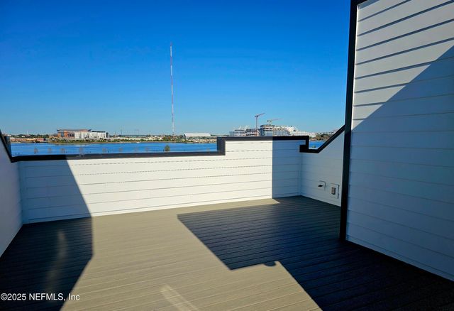 1924 PRUDENTIAL Drive, Jacksonville, FL 32207