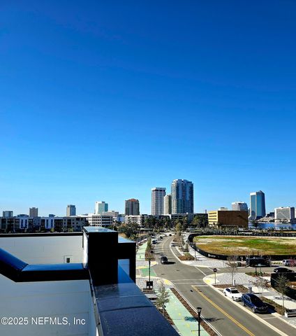 1924 PRUDENTIAL Drive, Jacksonville, FL 32207