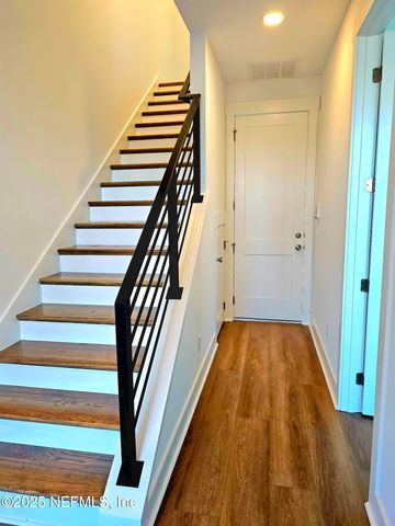 1924 PRUDENTIAL Drive, Jacksonville, FL 32207