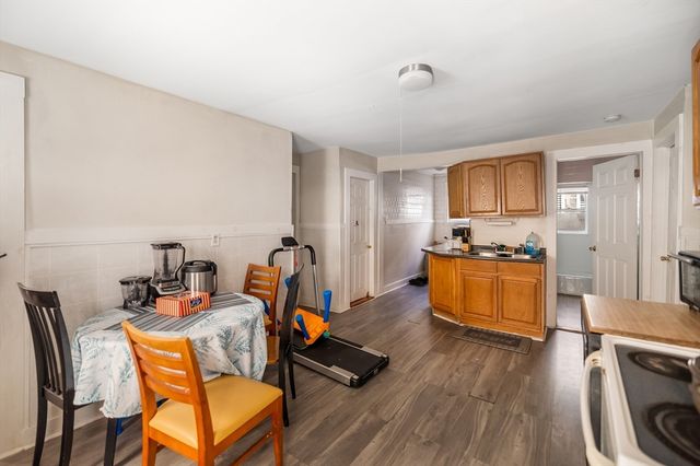 25 Almont Ave, Worcester, MA 01604