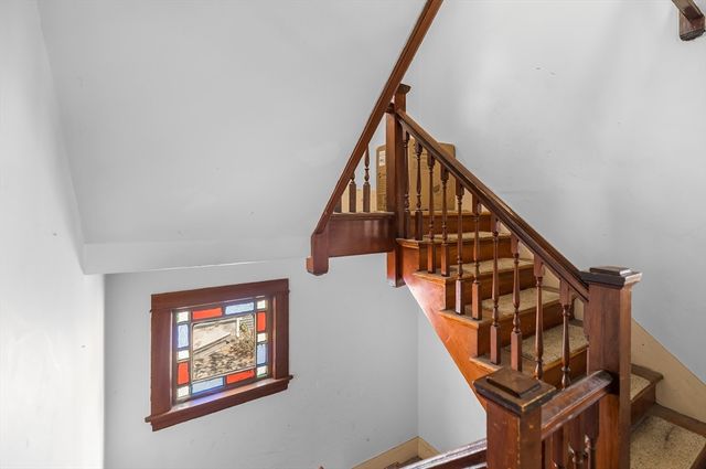 25 Almont Ave, Worcester, MA 01604