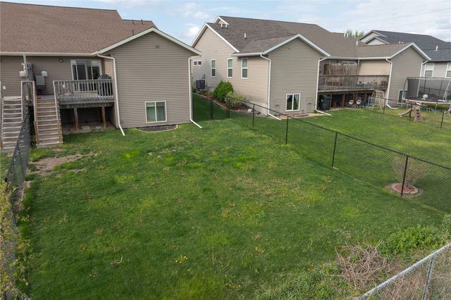 5415 Dostal SW, Cedar Rapids, IA 52404