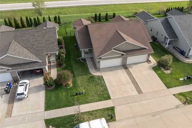 5415 Dostal SW, Cedar Rapids, IA 52404