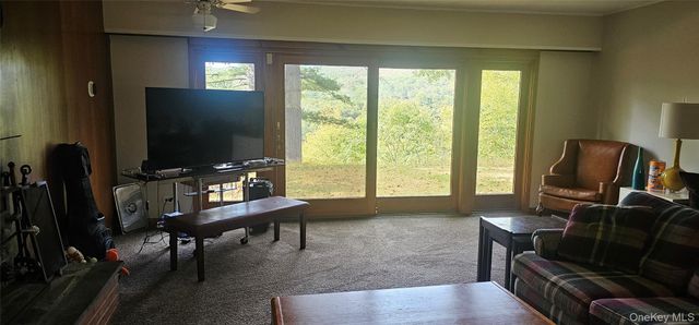 9 Cherry Hill Lane, Sparrowbush, NY 12493