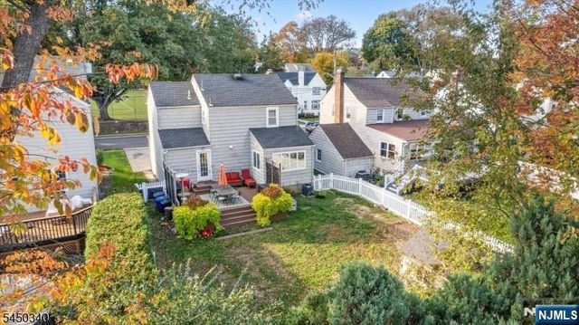 195 Stonehouse Road, Bloomfield, NJ 07028