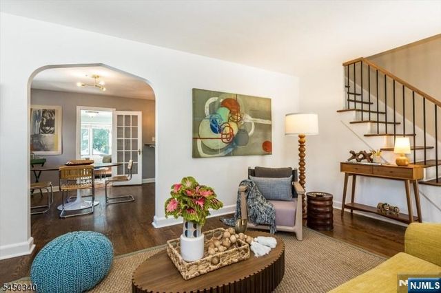 195 Stonehouse Road, Bloomfield, NJ 07028