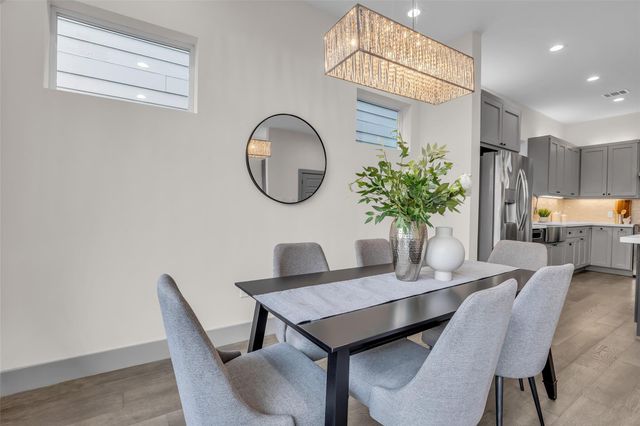 1207 E 28th Street, Houston, TX 77009