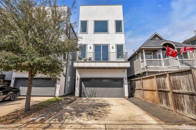 1207 E 28th Street, Houston, TX 77009