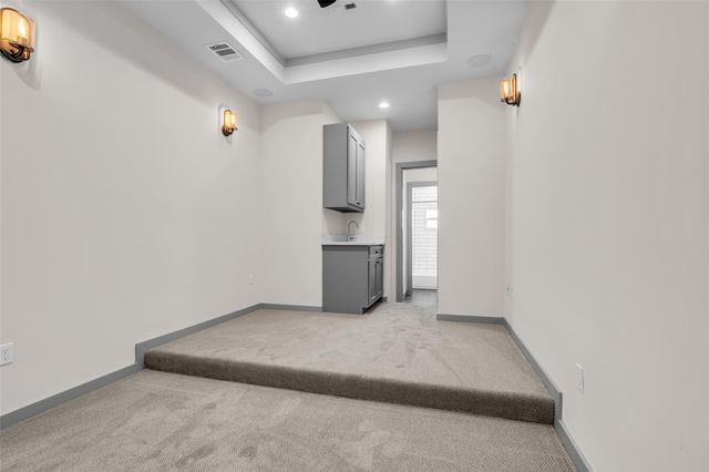 1207 E 28th Street, Houston, TX 77009