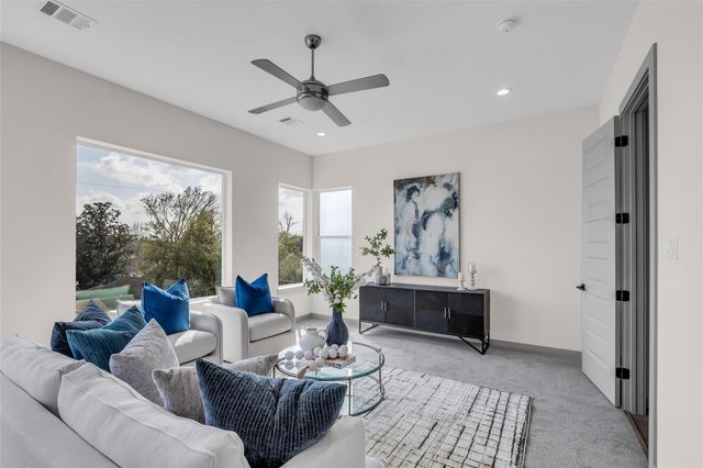 1207 E 28th Street, Houston, TX 77009