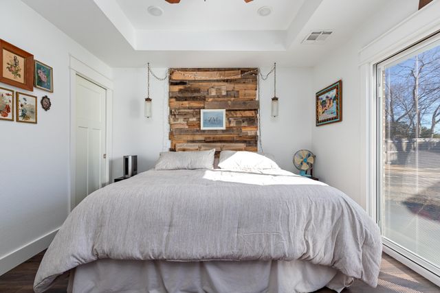 1019 Village Drive, Grove, OK 74344