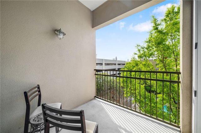 390 17th Street NW 6026, Atlanta, GA 30363