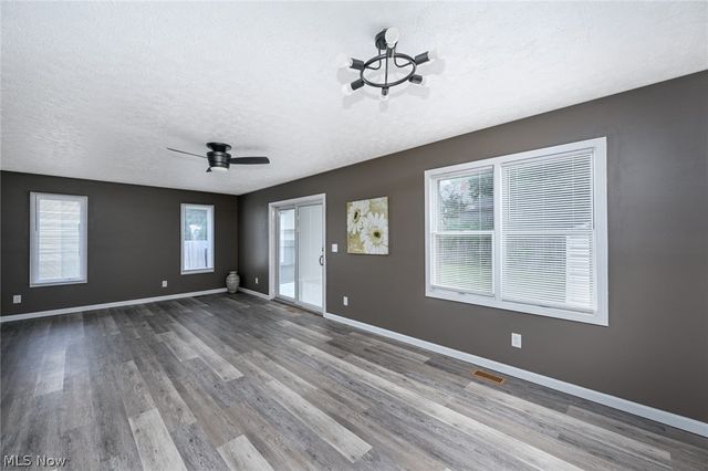 1699 Redwood Avenue, Akron, OH 44301