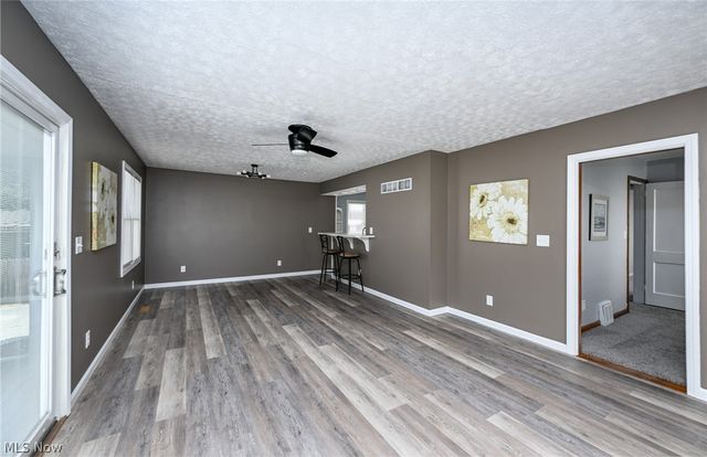 1699 Redwood Avenue, Akron, OH 44301